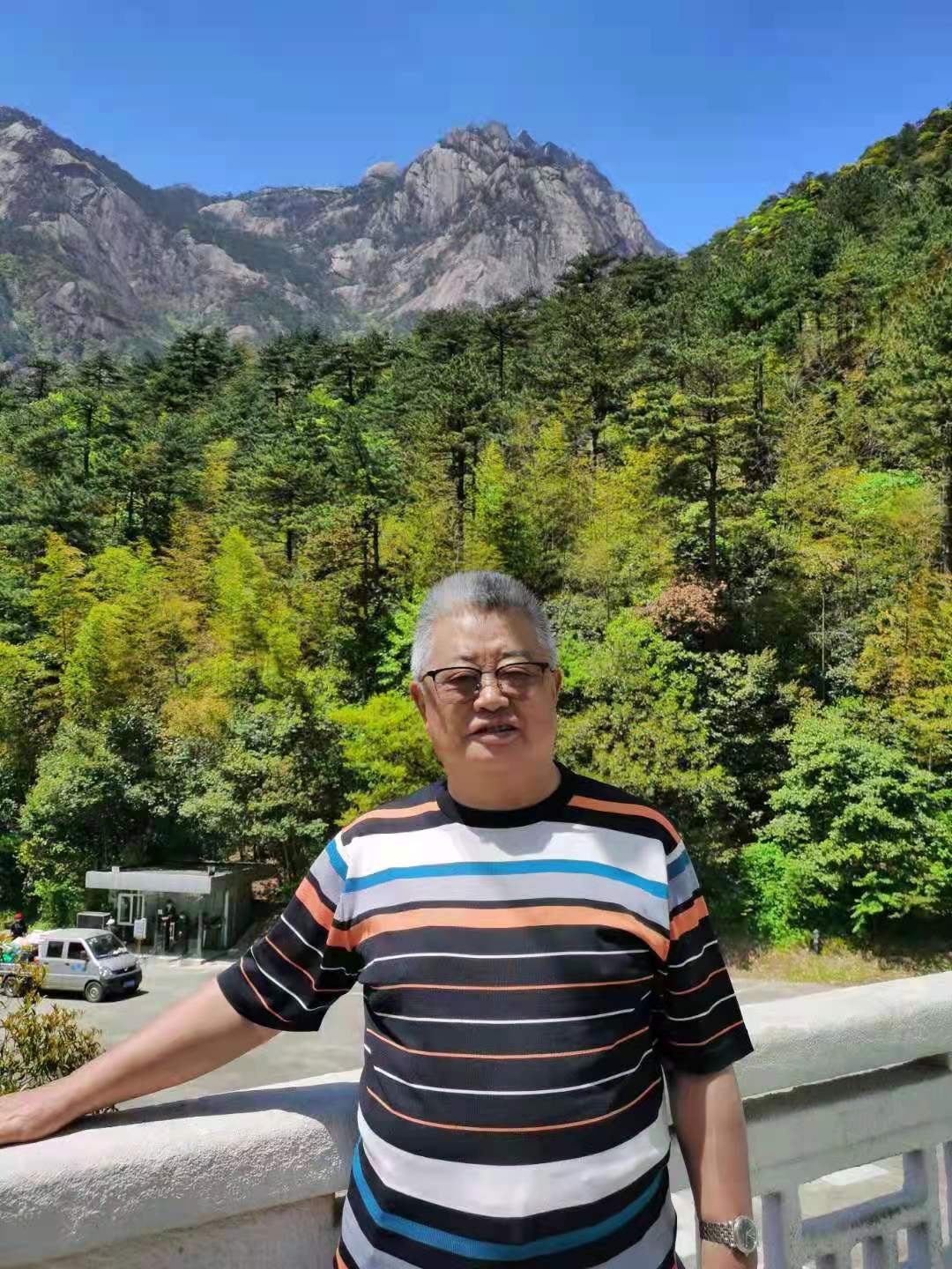 张我愚.jpg