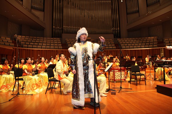 出国访问演出2.jpg